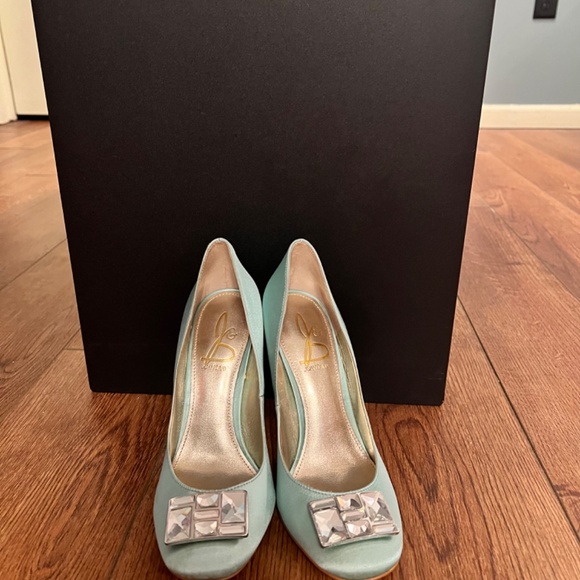 JOAN AND DAVID teal heels with rhinestone decor - Picture 4 of 7